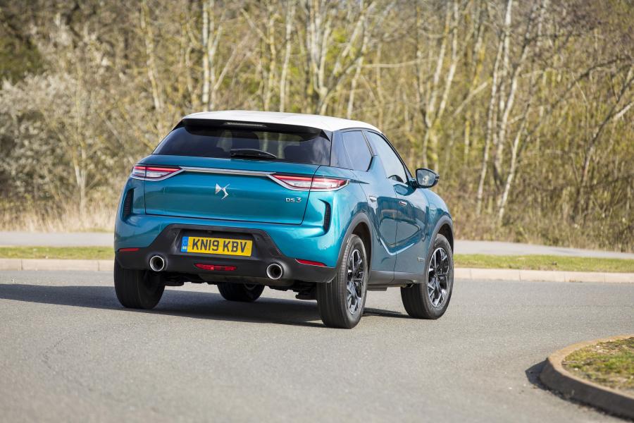  DS 3 Crossback Prestige 2019 года  (UK) (фото 4 из 20)